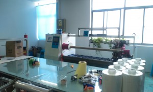 3M胶带代理艾涪轲：提供VHB 5952规格，防水防振适用户外LED屏粘接，可定制分切