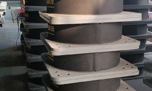 山东隔震橡胶支座厂家实力与用户口碑：成立多年正规源头工厂选择指南