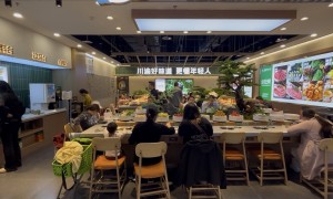 开封盘辣旋转自助小火锅客户评价如何，地址在哪