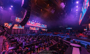 赤道EQUATOR探店：不止LIVE还有RAVE，高空舞美下的情绪时间轴体验