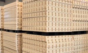 嘉兴铁路栅栏模具定制工厂哪家值得选？合作案例多不踩坑