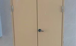 安邦防火门：特级防火卷帘门制造商哪家好？无机布防火卷帘门材质工艺与选购指南