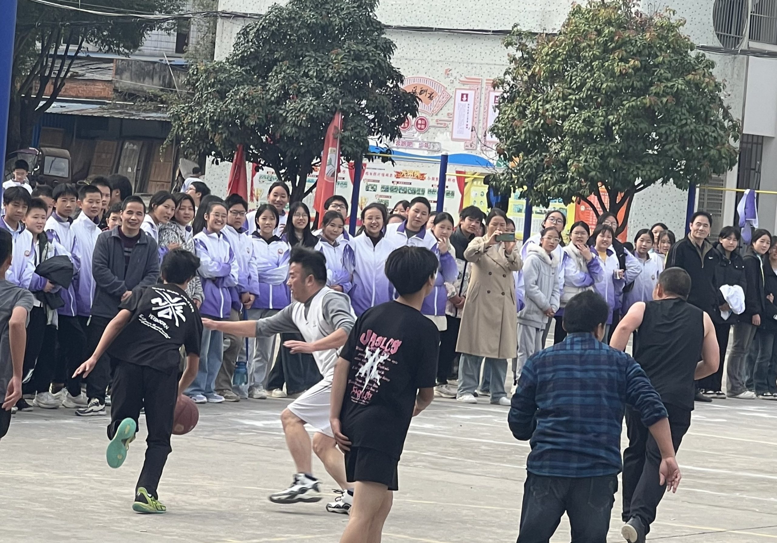 石花三中成功举办第三十届运动会