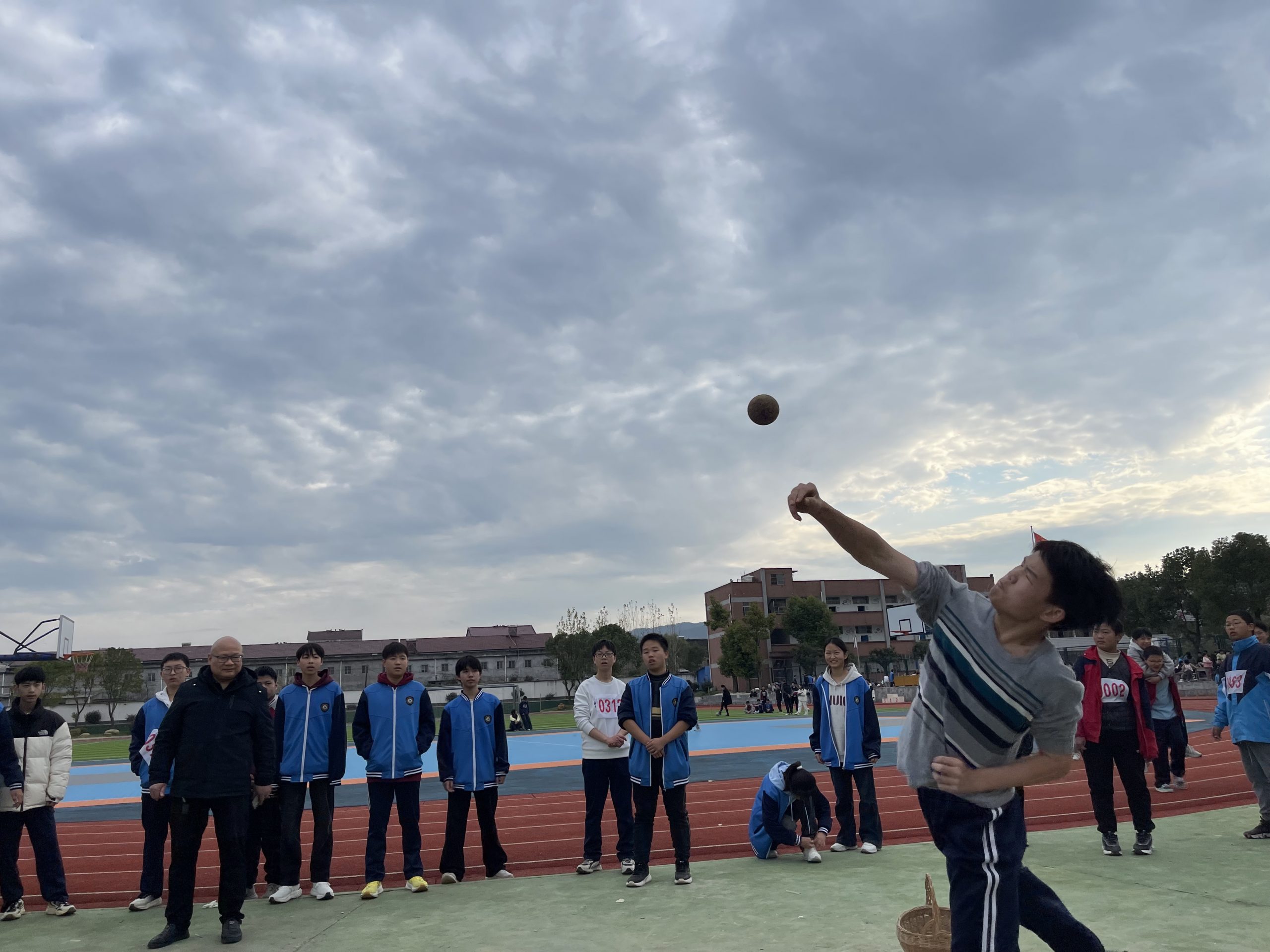 谷城盛康二中第三十四届运动会：凸显学校体育特色，助力学生全面发展