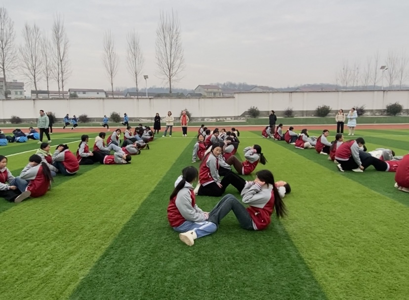 阳光满课间，活力展风采——盛康二中阳光大课间成果展示观摩活动圆满举行