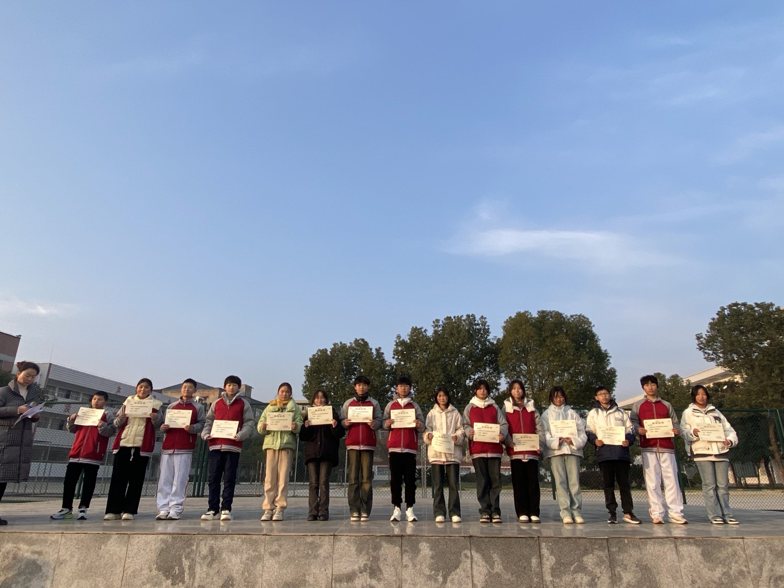 盛康二中在谷城县首届英语情景喜剧大赛中载誉而归