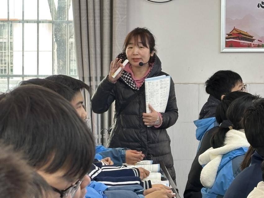 谷城盛康镇一中：小组教学展风采，学段衔接共研讨