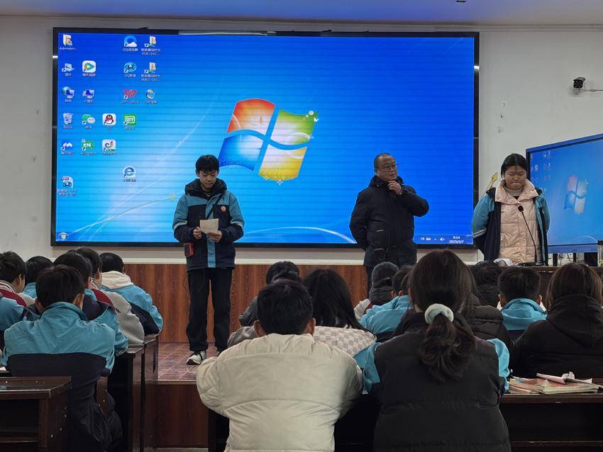 谷城盛康镇一中：小组教学展风采，学段衔接共研讨