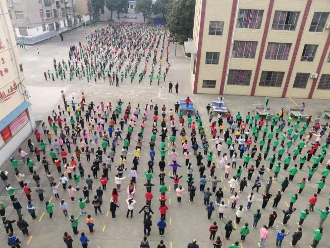 石花镇小学文体活动获佳绩