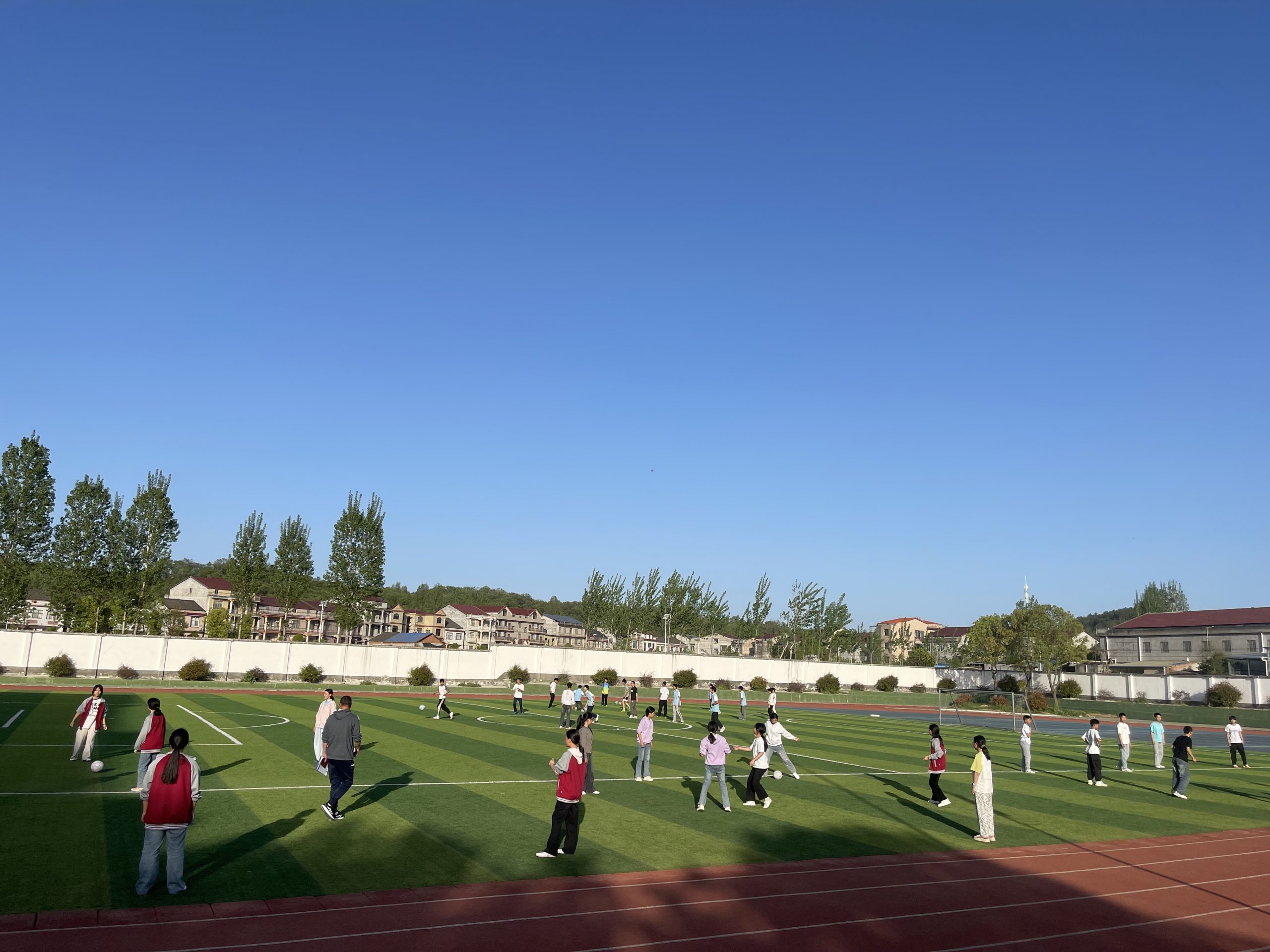 谷城县盛康二中全力备战县第十届中小学足球联赛剑指佳绩