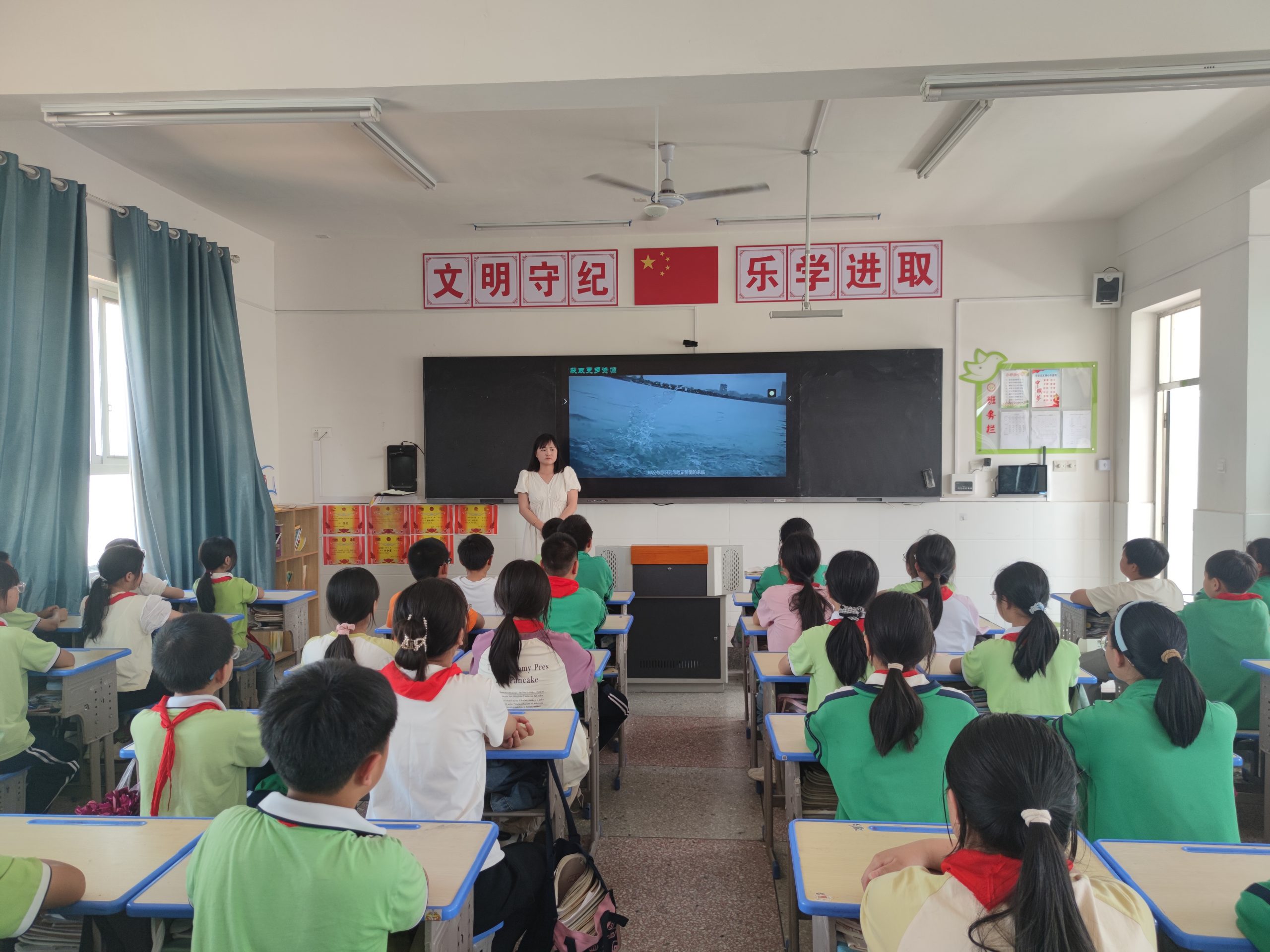 谷城县石花镇凉水井小学：筑牢安全防线 守护生命之花