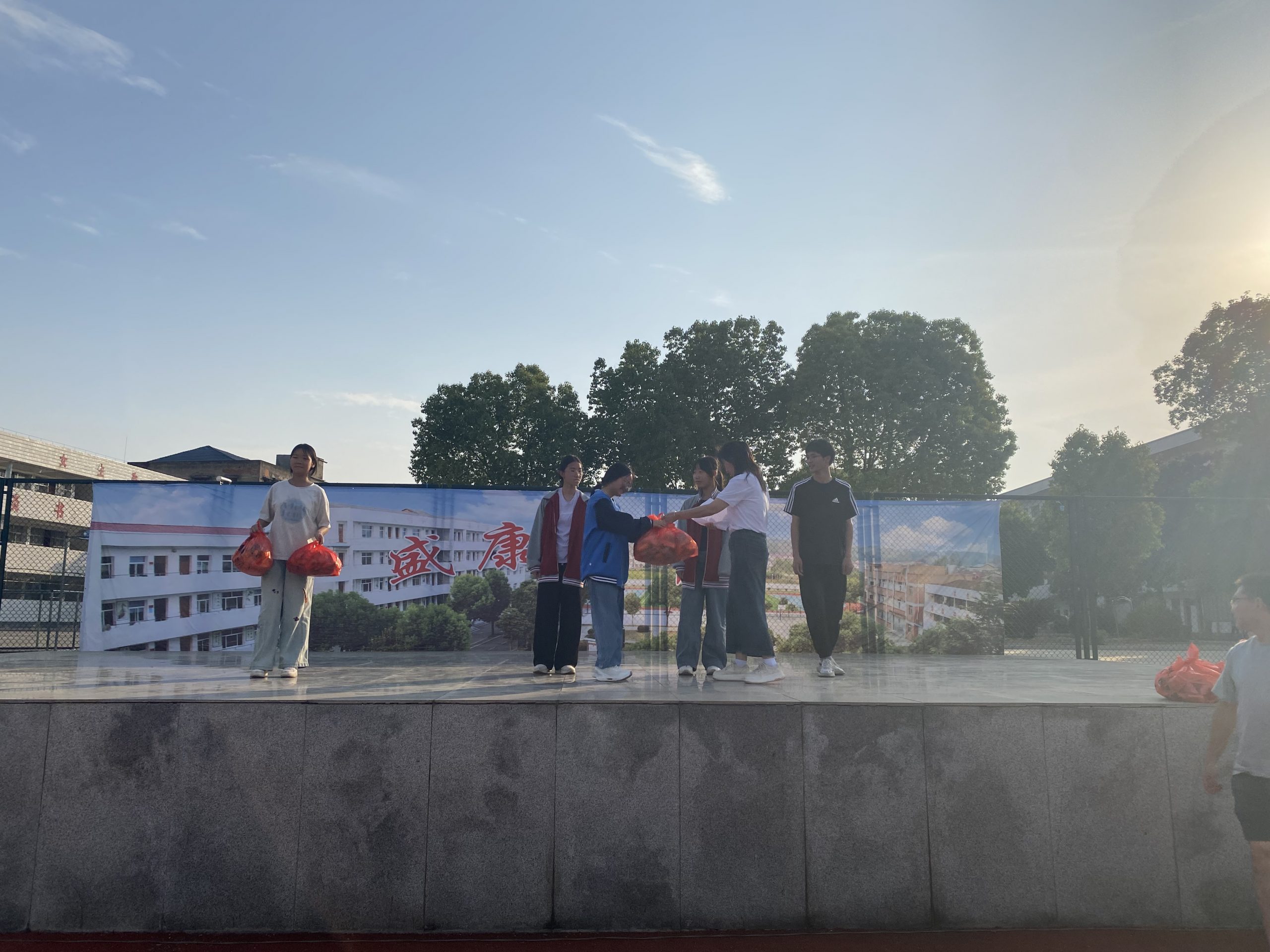 奏响青春旋律，舞动艺术风采：谷城县盛康二中艺术节圆满落幕