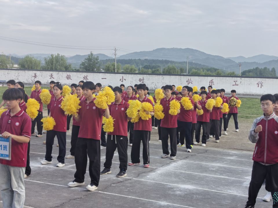 当青春邂逅艺术 ——盛康一中首届艺术节展演精彩启幕 当青春邂逅艺术 ——盛康一中首届艺术节展演精彩启幕