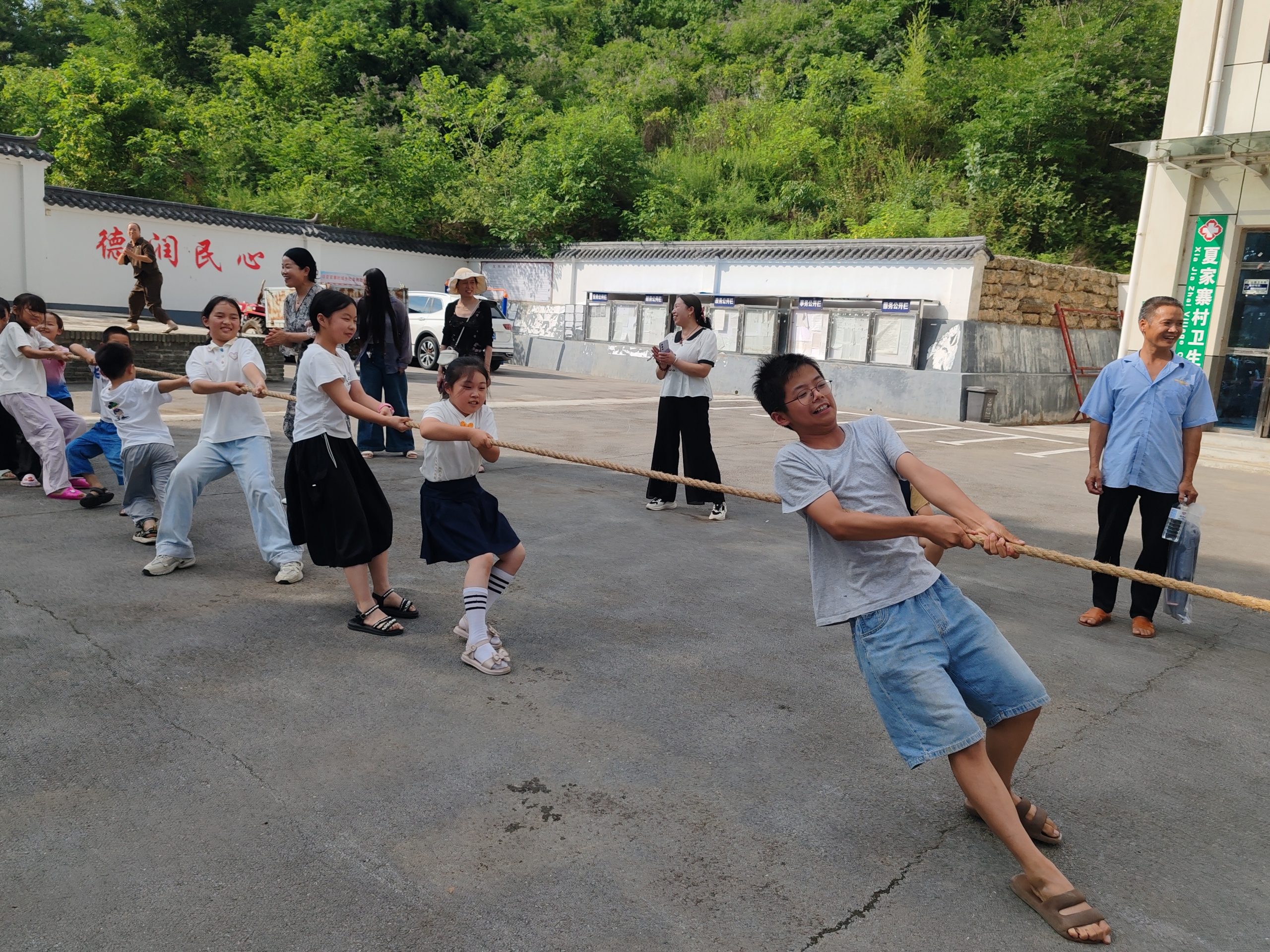 夏家寨村暑期儿童读书会启动