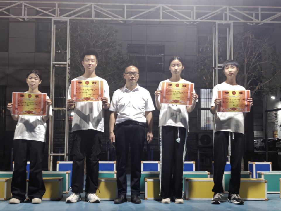 当青春邂逅艺术 ——盛康一中首届艺术节展演精彩启幕 当青春邂逅艺术 ——盛康一中首届艺术节展演精彩启幕