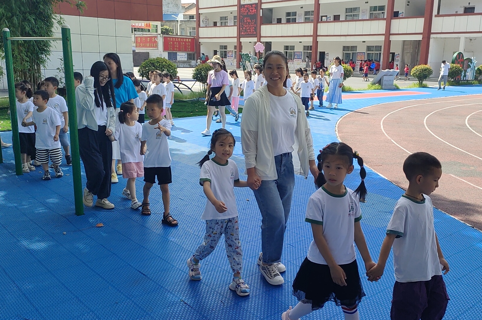 谷城：幼小学子同携手 共赴成长新旅程