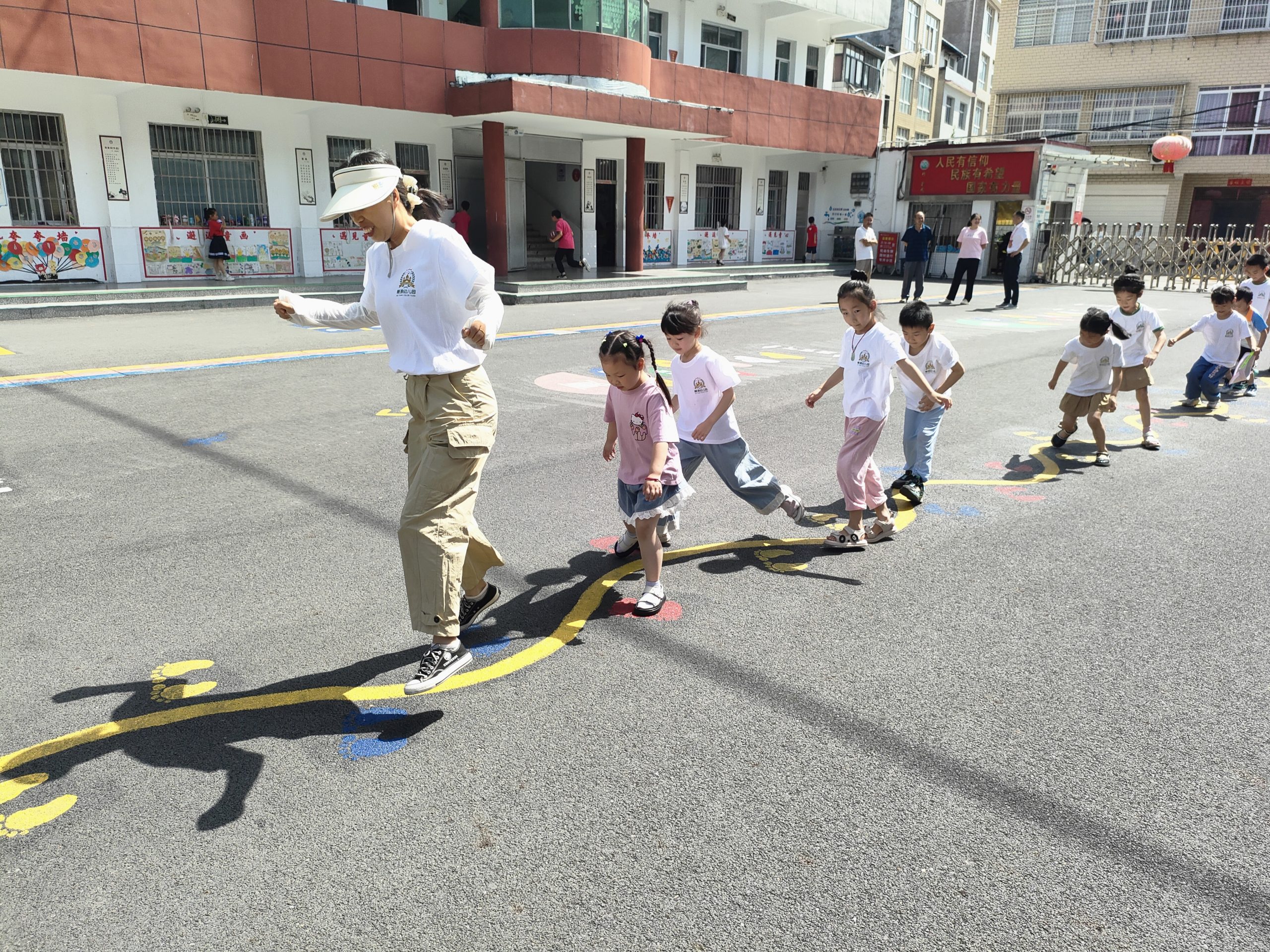 谷城：幼小学子同携手 共赴成长新旅程