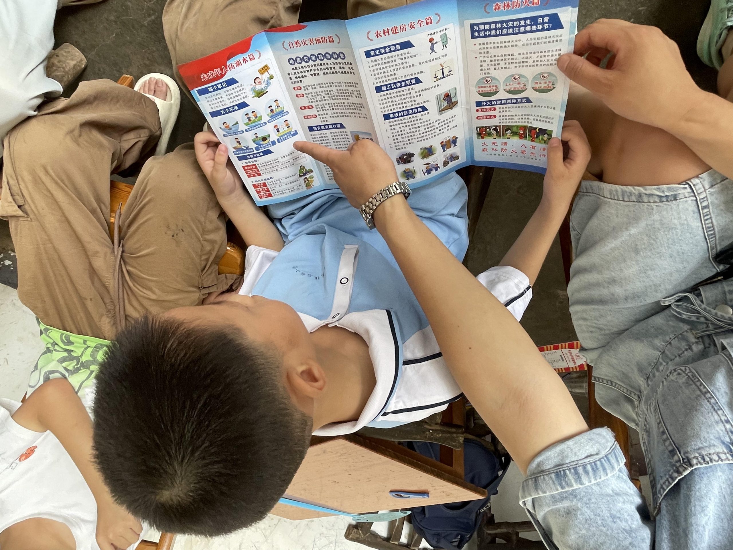 谷城县石花镇后畈小学：筑牢防溺水安全防线 守护学生生命之花