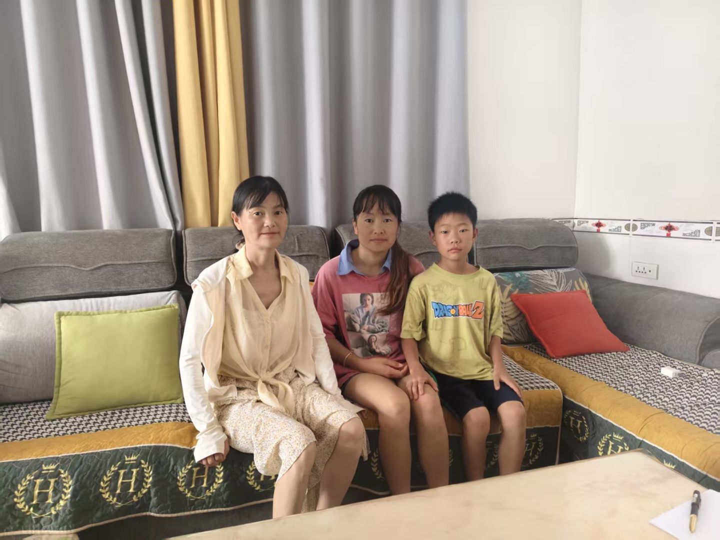 踏破千家门，只为护一生：暑假家访筑起防溺"生死线"