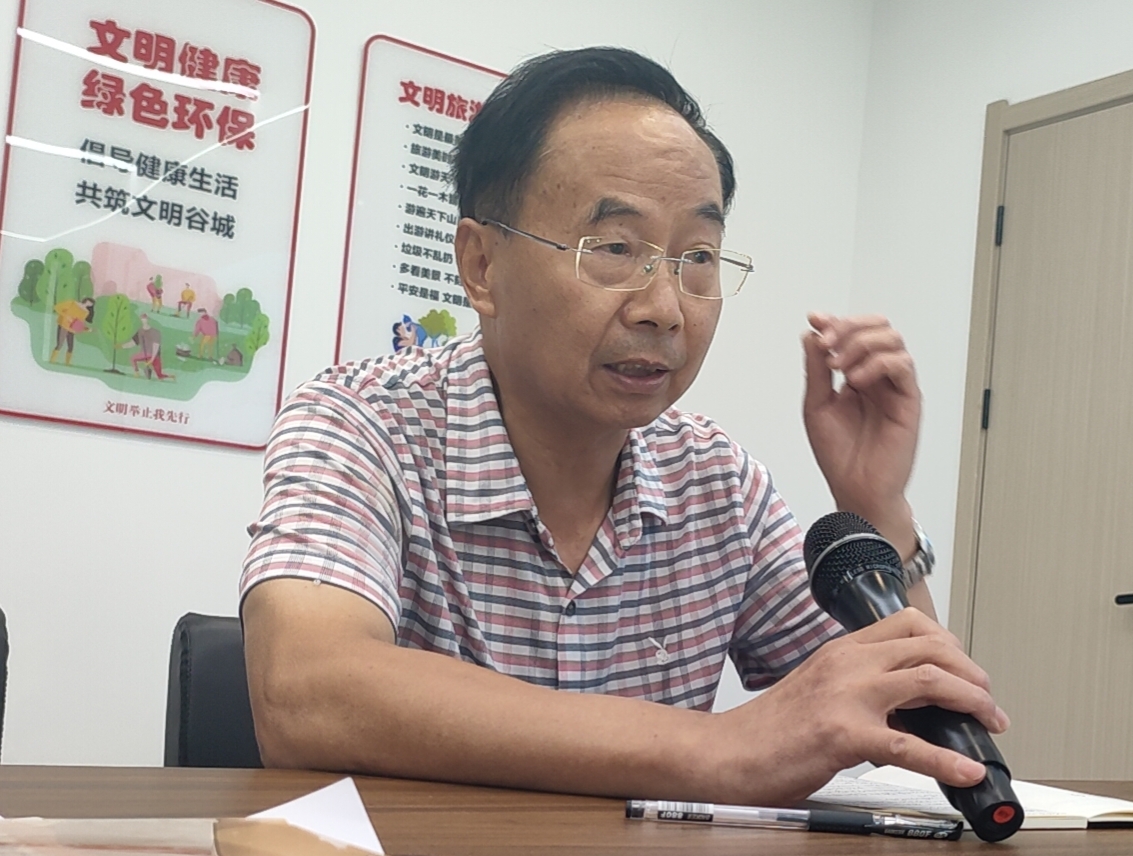 谷城这场读书会火了！《大地的请柬》里读出乡土诗意