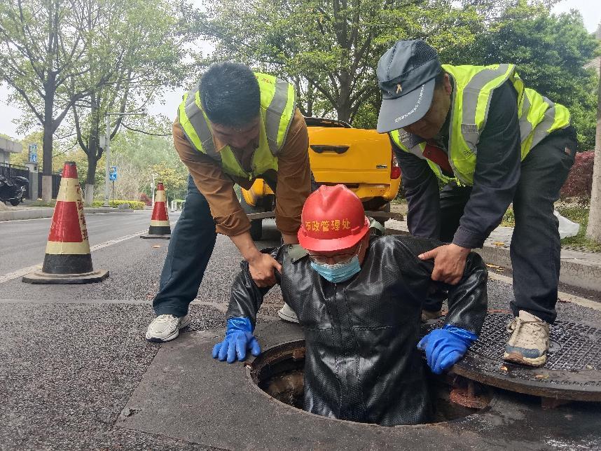 全国劳模叩问初心 引领市政发展征程