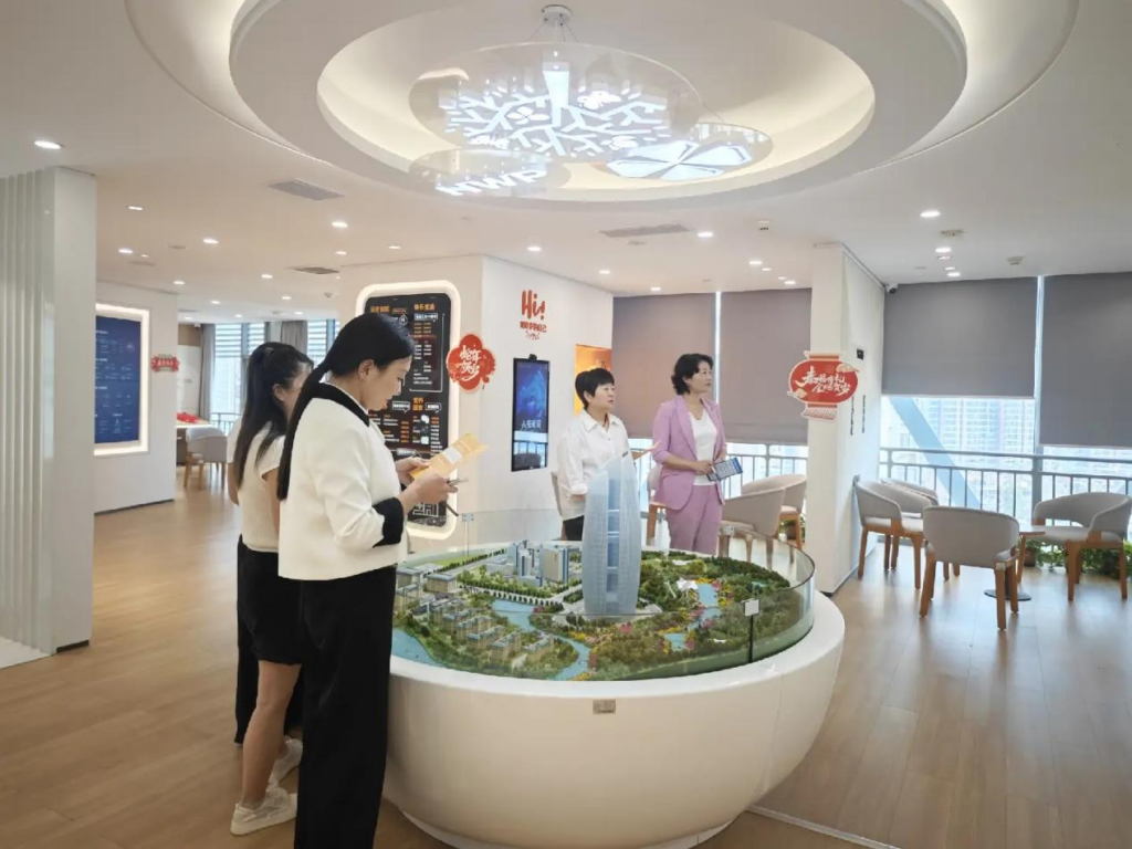 泰康人寿襄阳中支积极在金融教育基地开展常态化金融教育活动