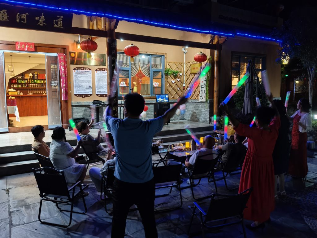 茶乡交友联谊会助力百对青年牵手