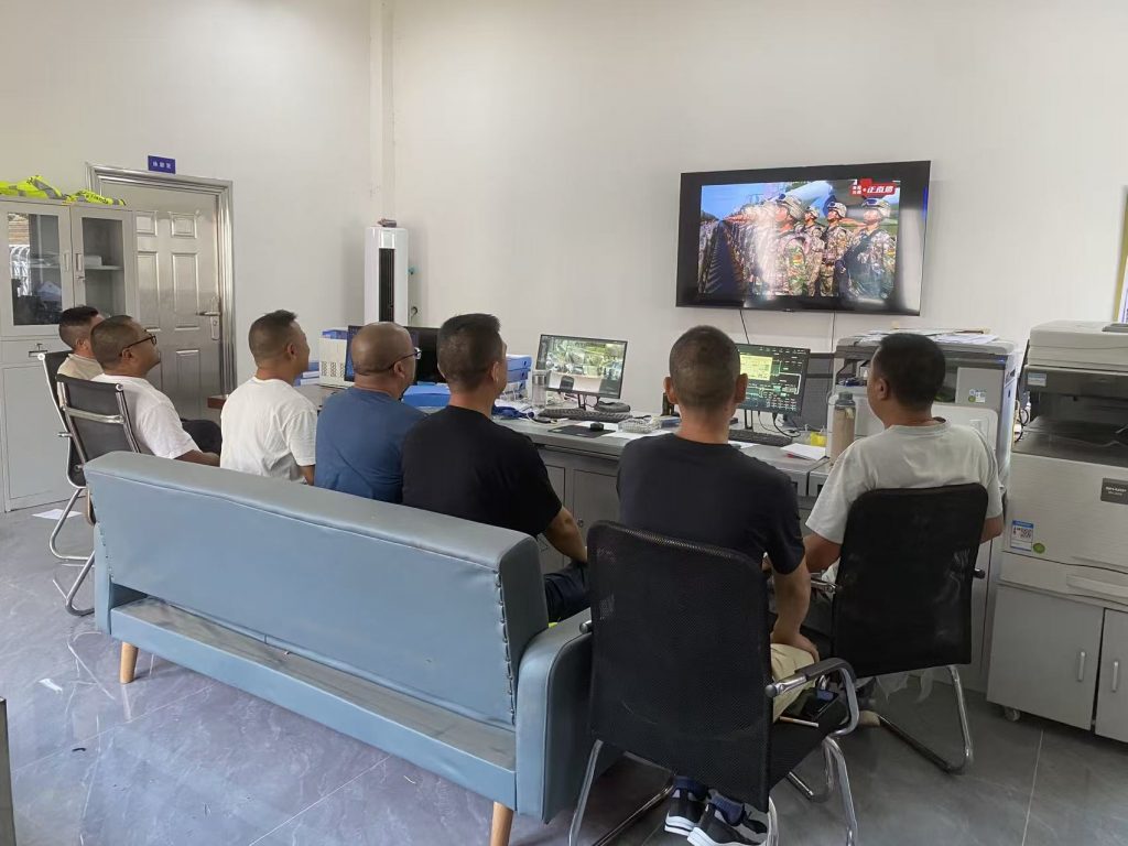 铭记光辉历史 凝聚奋进力量