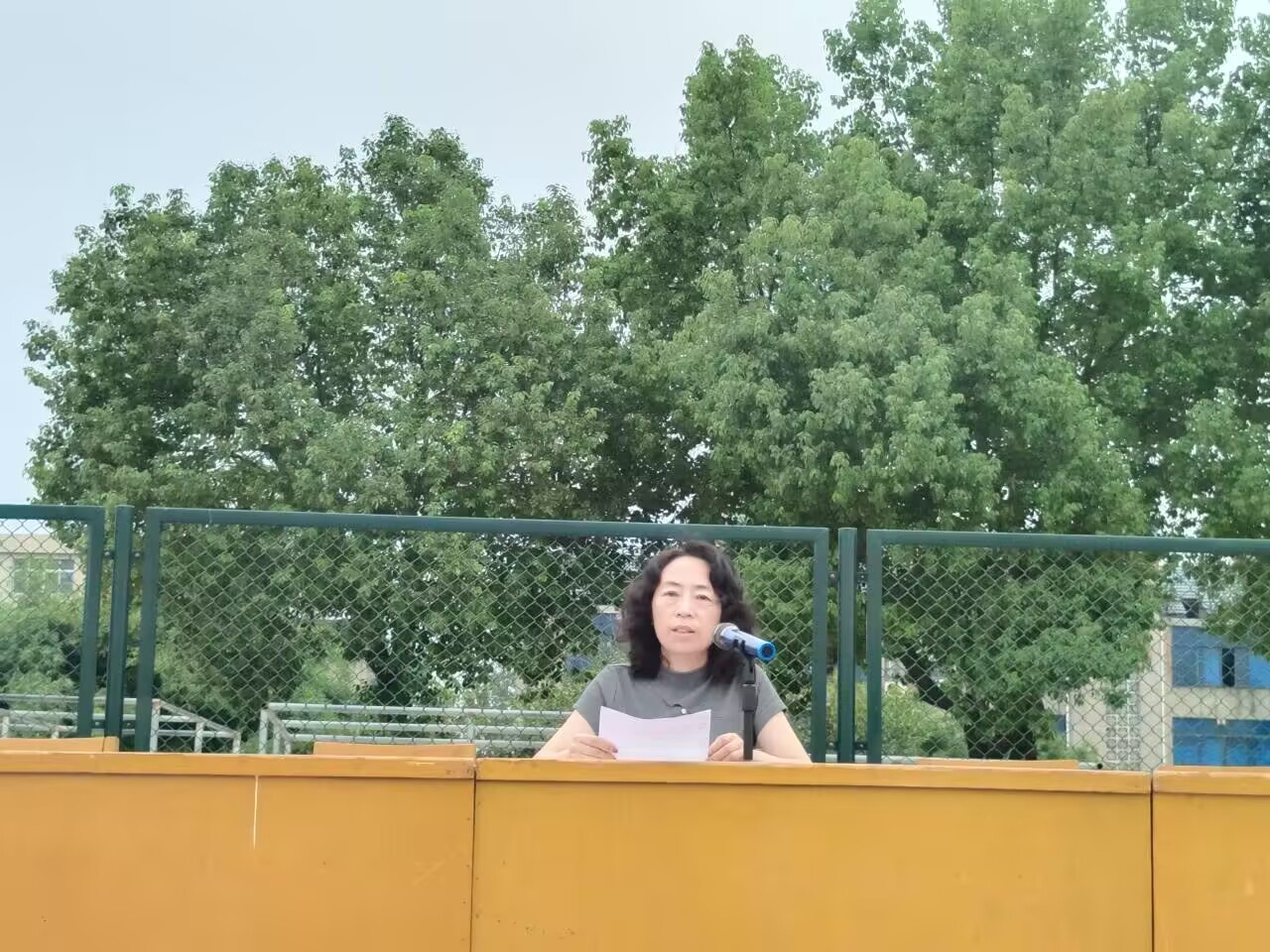 与法同行，筑梦启航：盛康二中开学典礼注入法治新能量