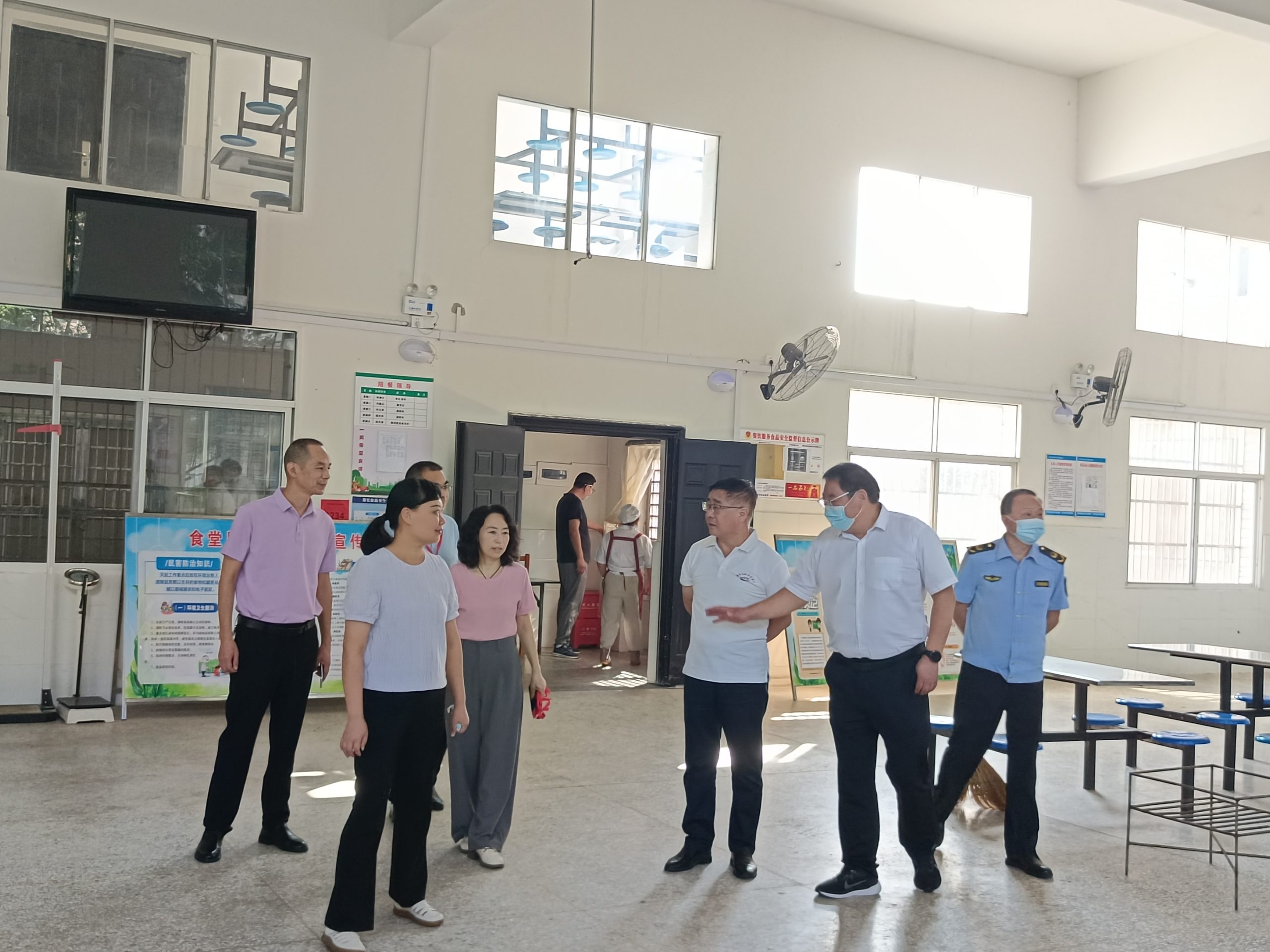 暖心护航教育！谷城县盛康镇领导教师节前“零距离”关怀校园，全方位保障师生安心教学