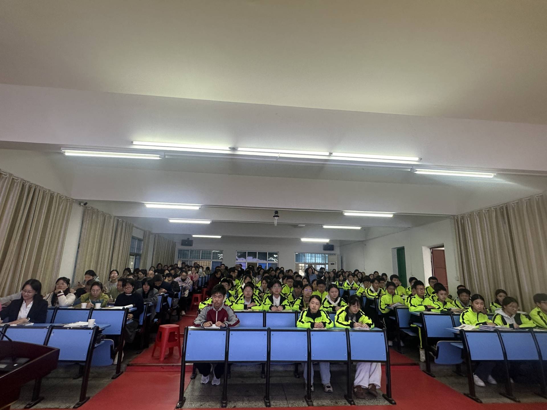 践行课标理念，深耕名著教学——谷城县初中语文名著教学专题研训活动在筑阳中学成功举行