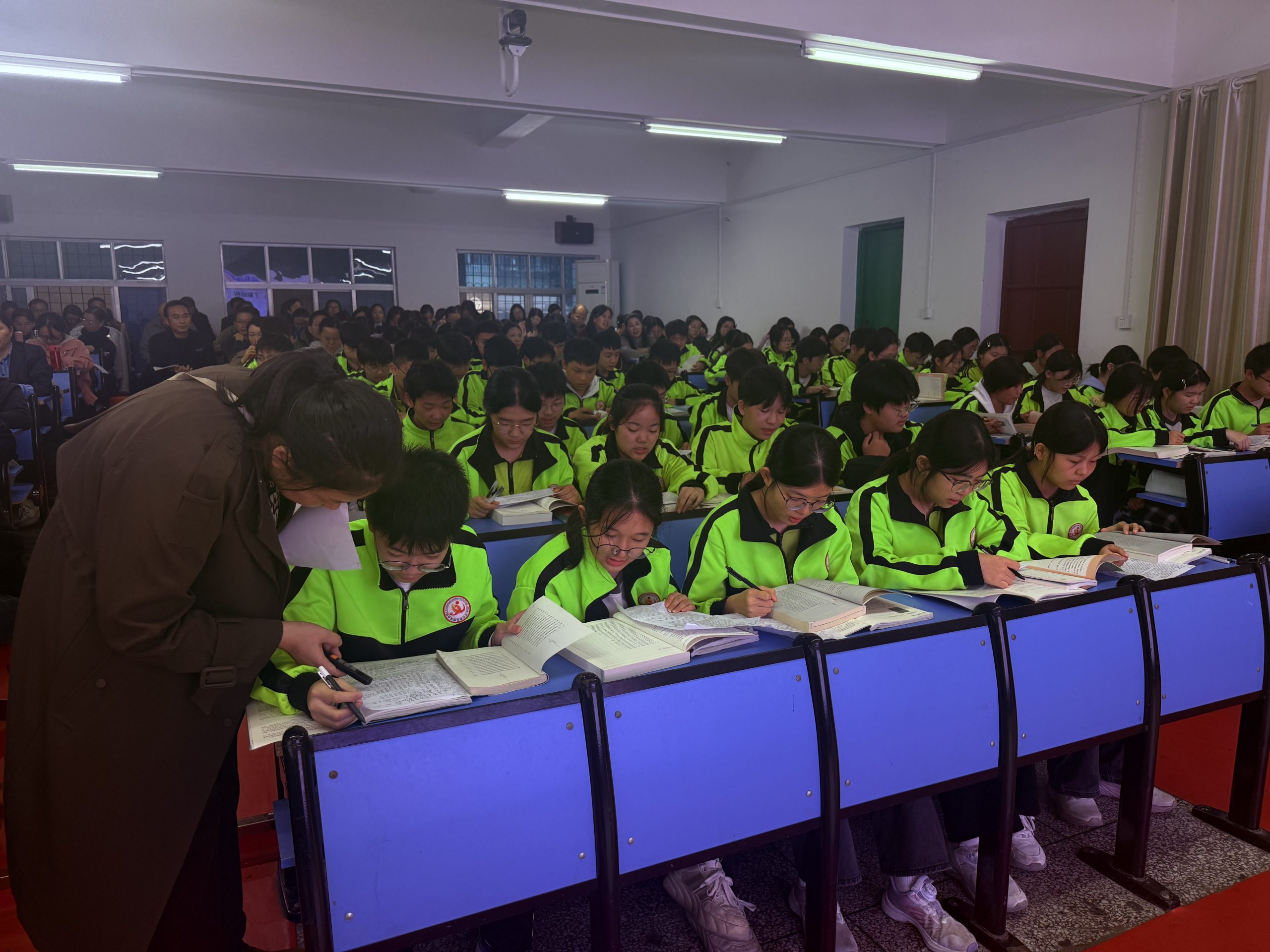 践行课标理念，深耕名著教学——谷城县初中语文名著教学专题研训活动在筑阳中学成功举行