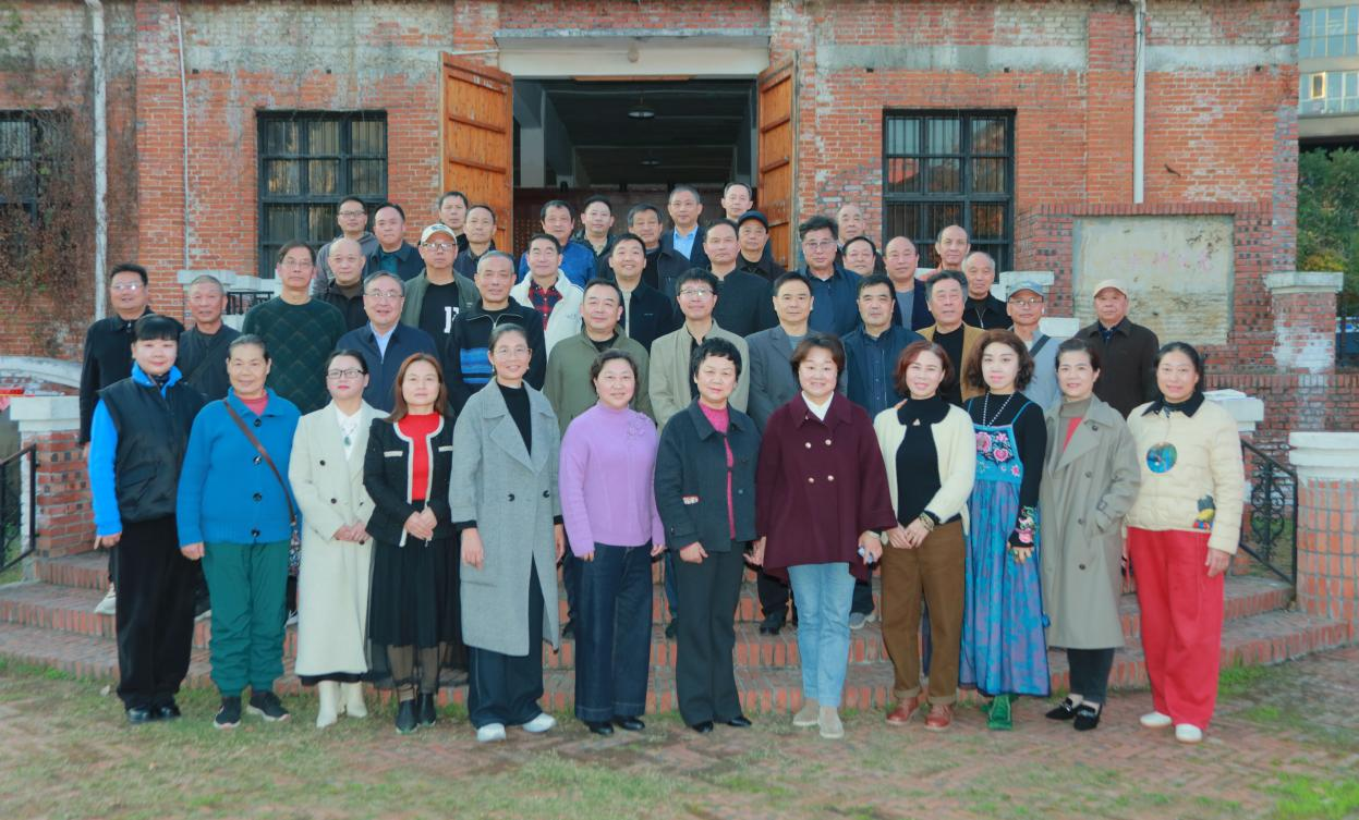 老河口市作家协会召开第二次会员代表大会选举产生新一届领导班子