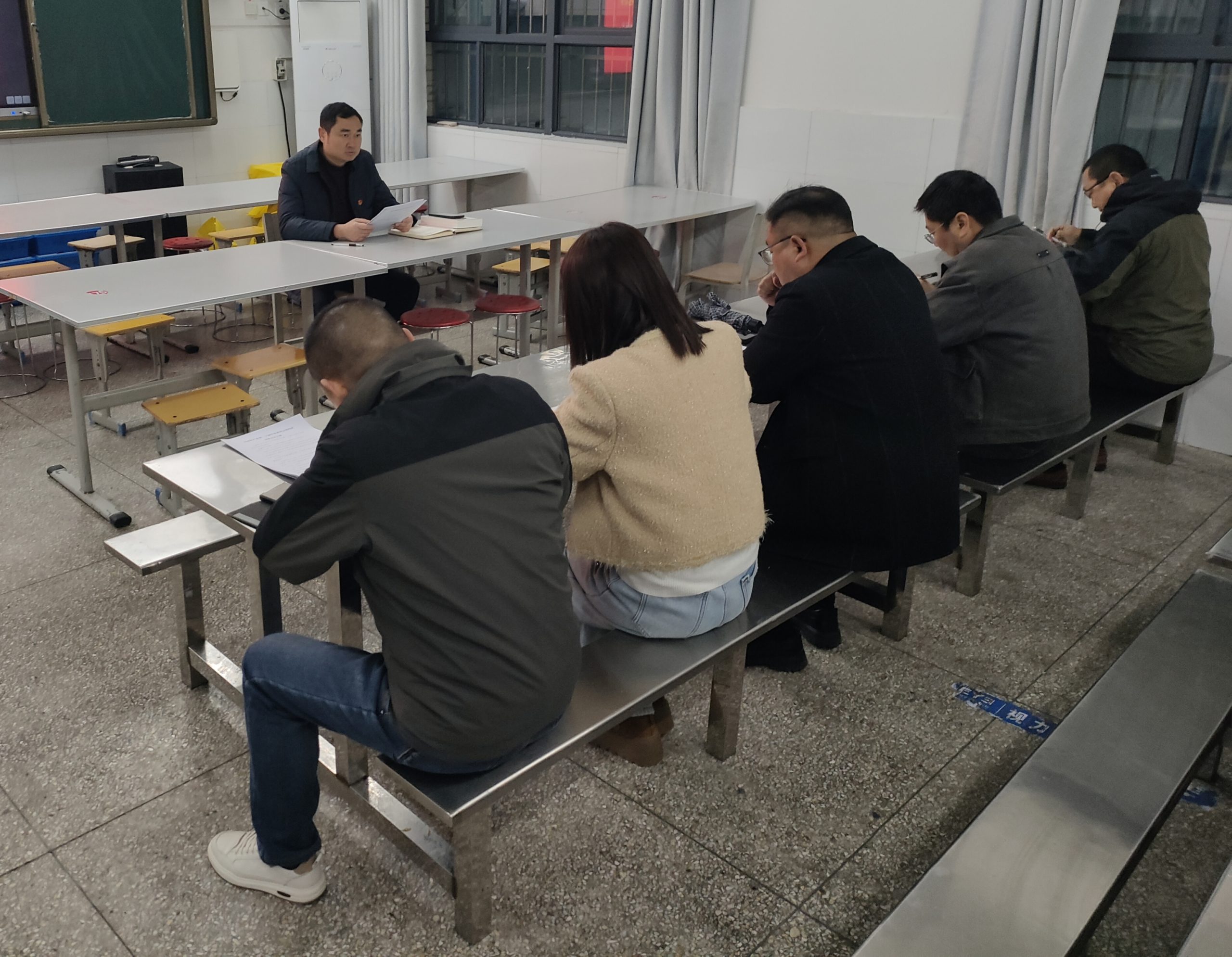 谷城县城关镇中华路小学：党建联动聚合力  深学实干促发展