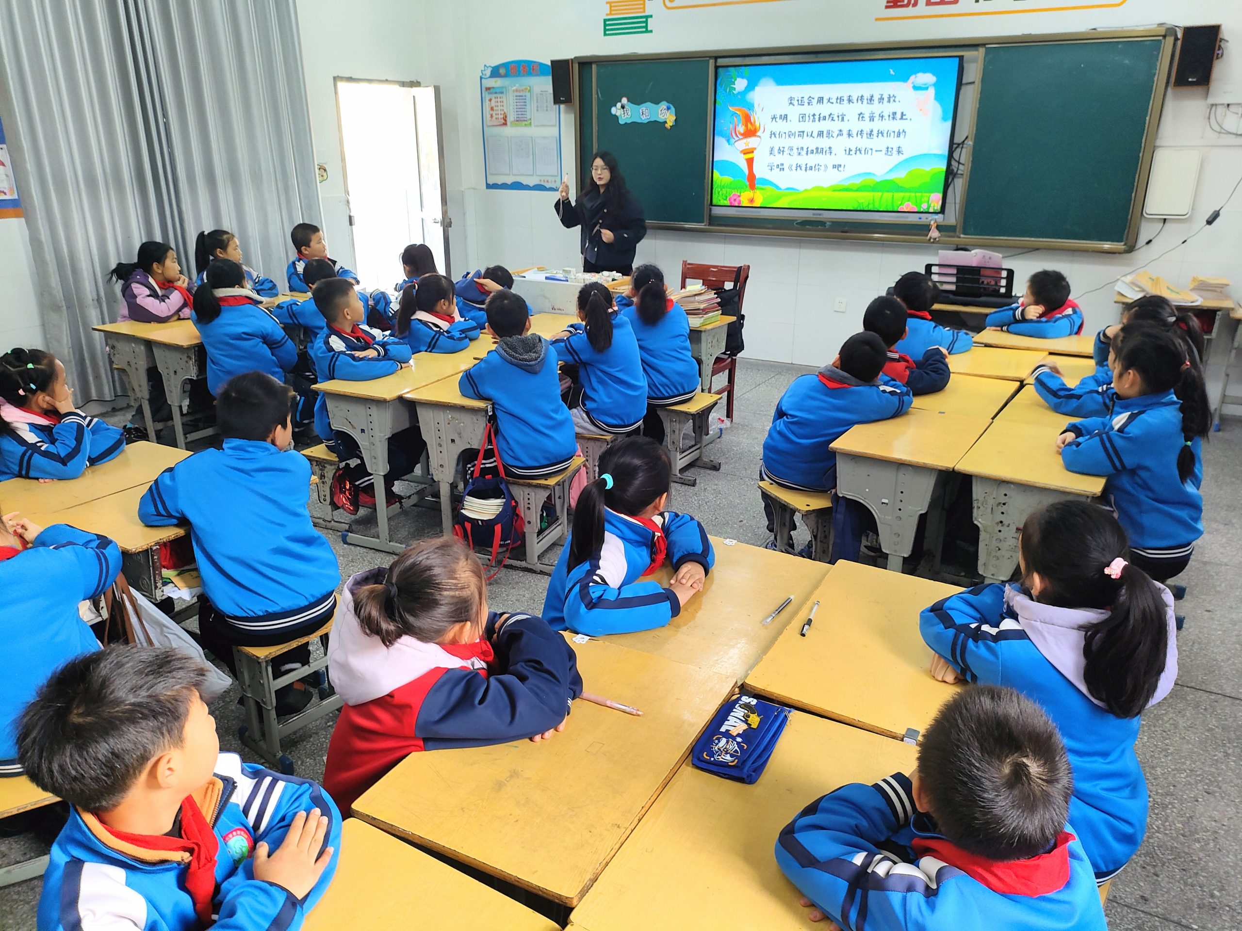 课堂竞风采  新秀燃薪火！谷城中华路校区表彰教学技能标兵