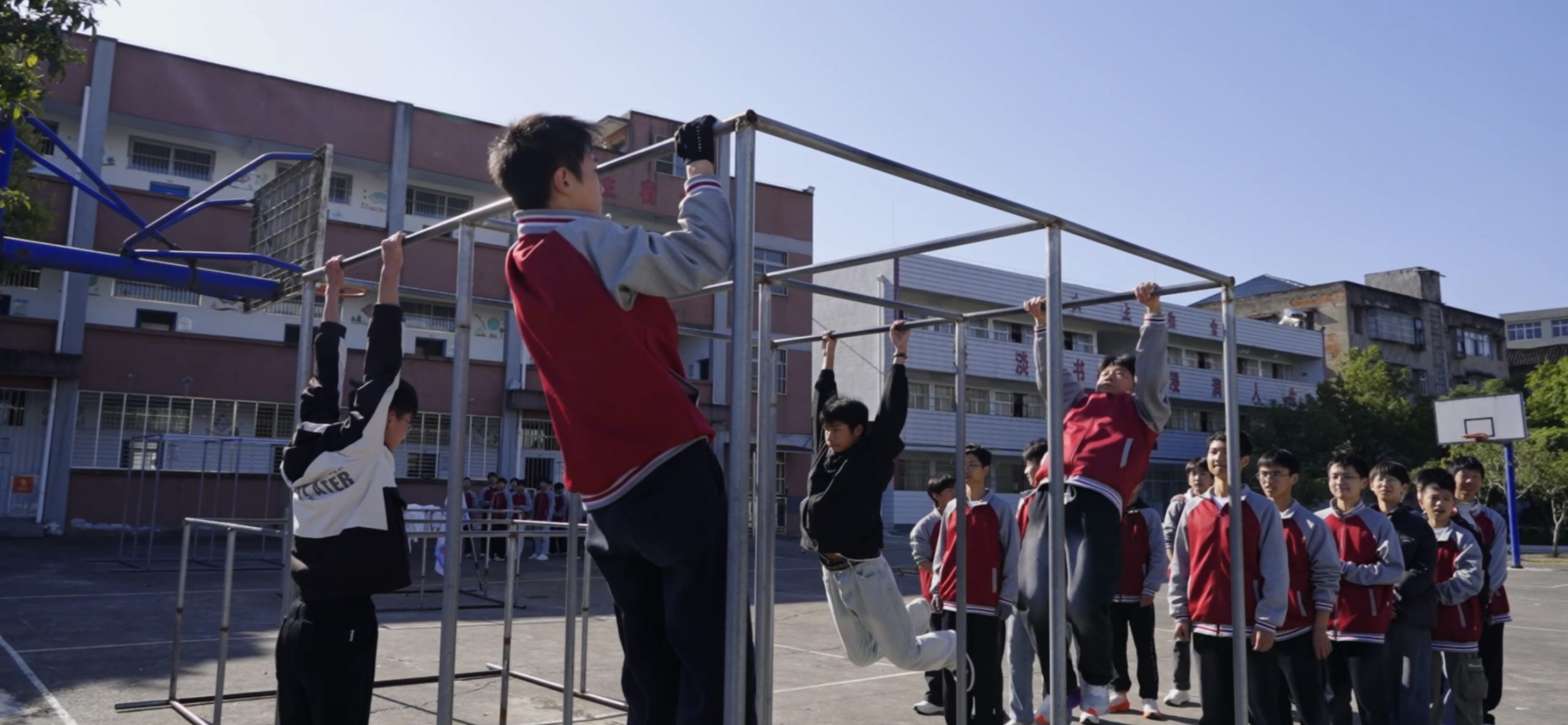谷城县盛康二中举行阳光大课间展示活动，师生共展活力风采