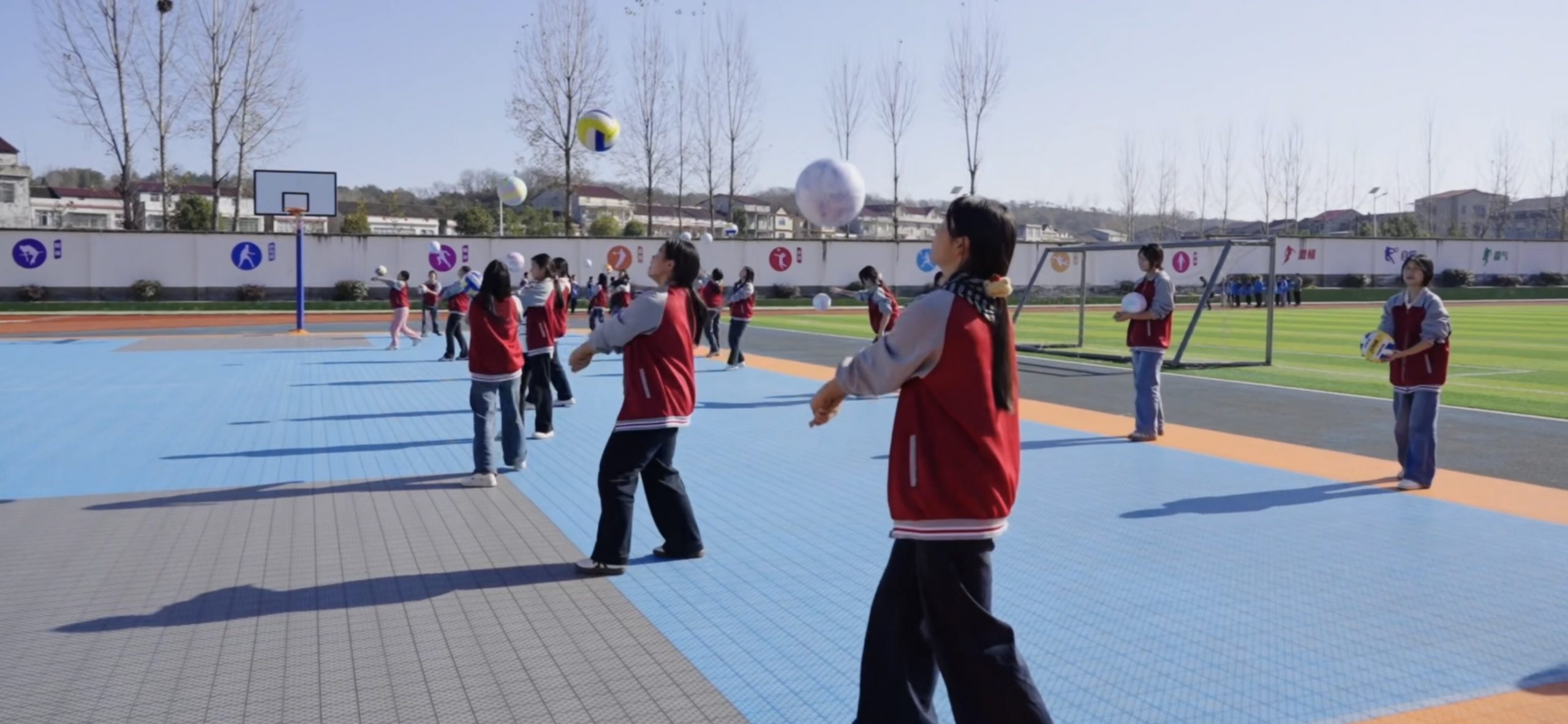 谷城县盛康二中举行阳光大课间展示活动，师生共展活力风采