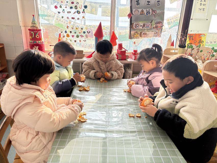 “橘子趣味双体验”：旋转取橘实验+暖心煮水，快乐翻倍！