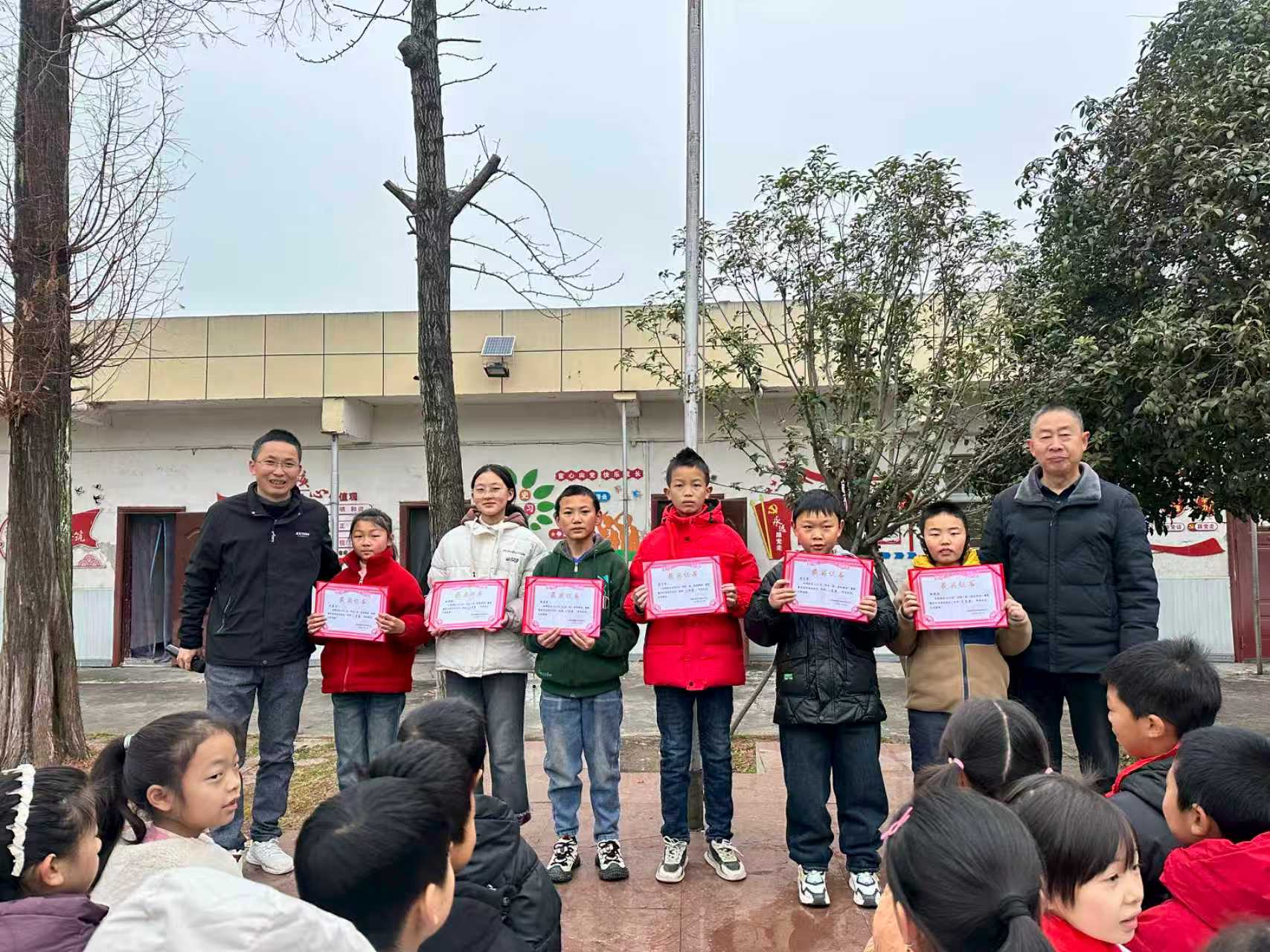 襄阳市樊城区上茶庵中心小学:书香浸润成长路 喜报频传耀校园 襄阳市樊城区上茶庵中心小学:书香浸润成长路 喜报频传耀校园