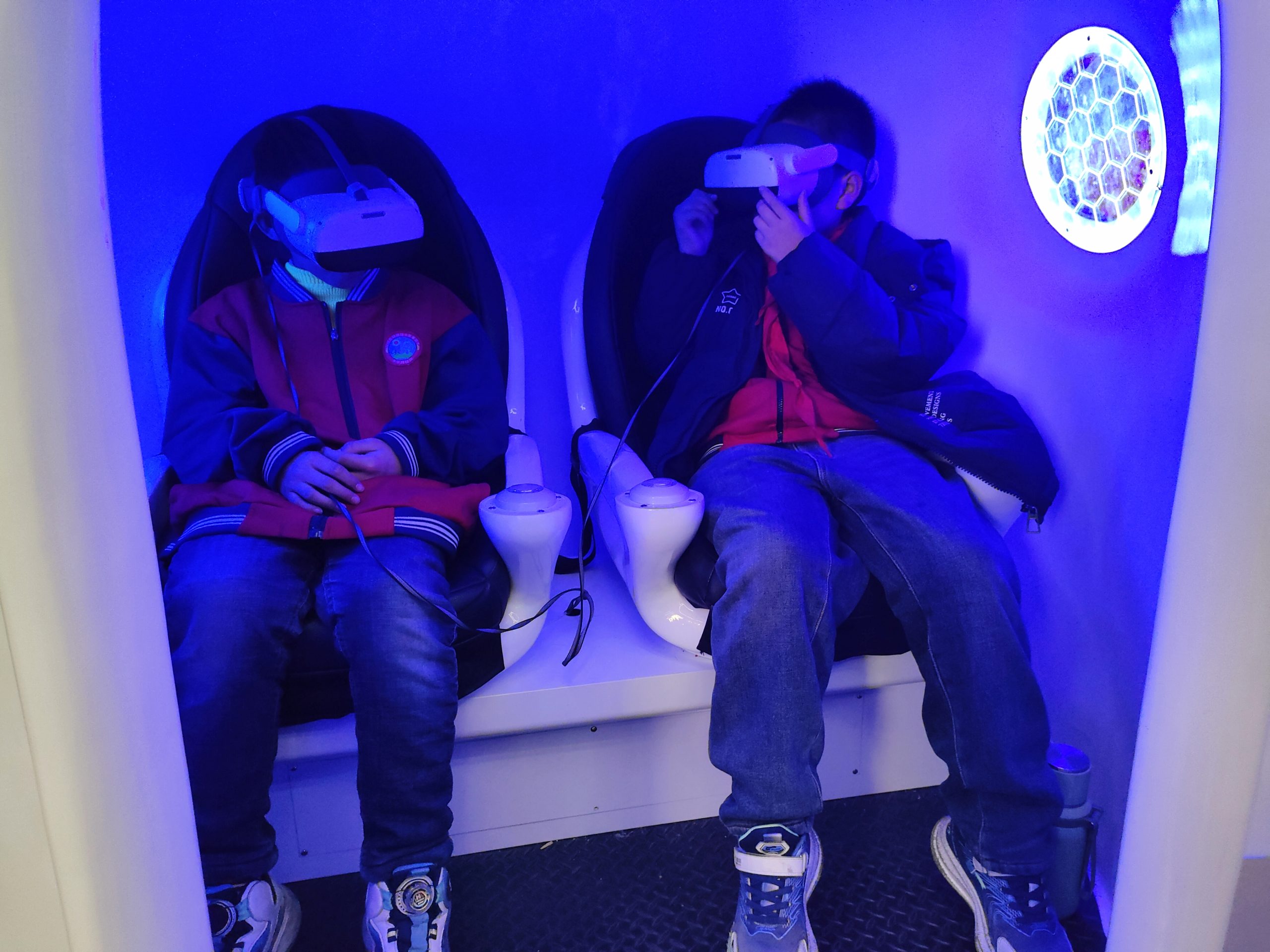 科学梦想在心中启航 谷城中华路校区学生沉浸式探索科技魅力