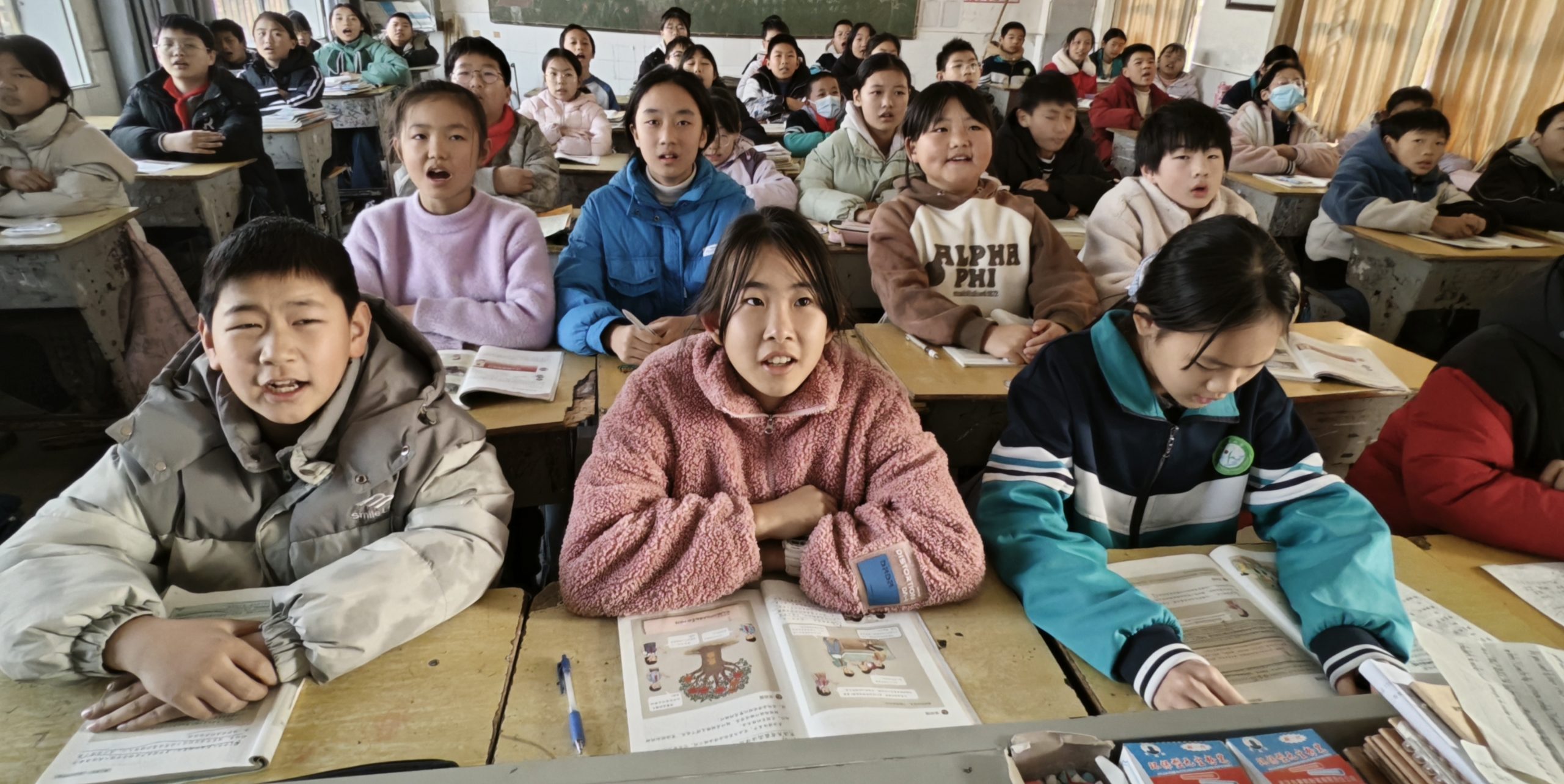 宪法润童心  法治伴我行——六年级（3）班国家宪法日主题活动