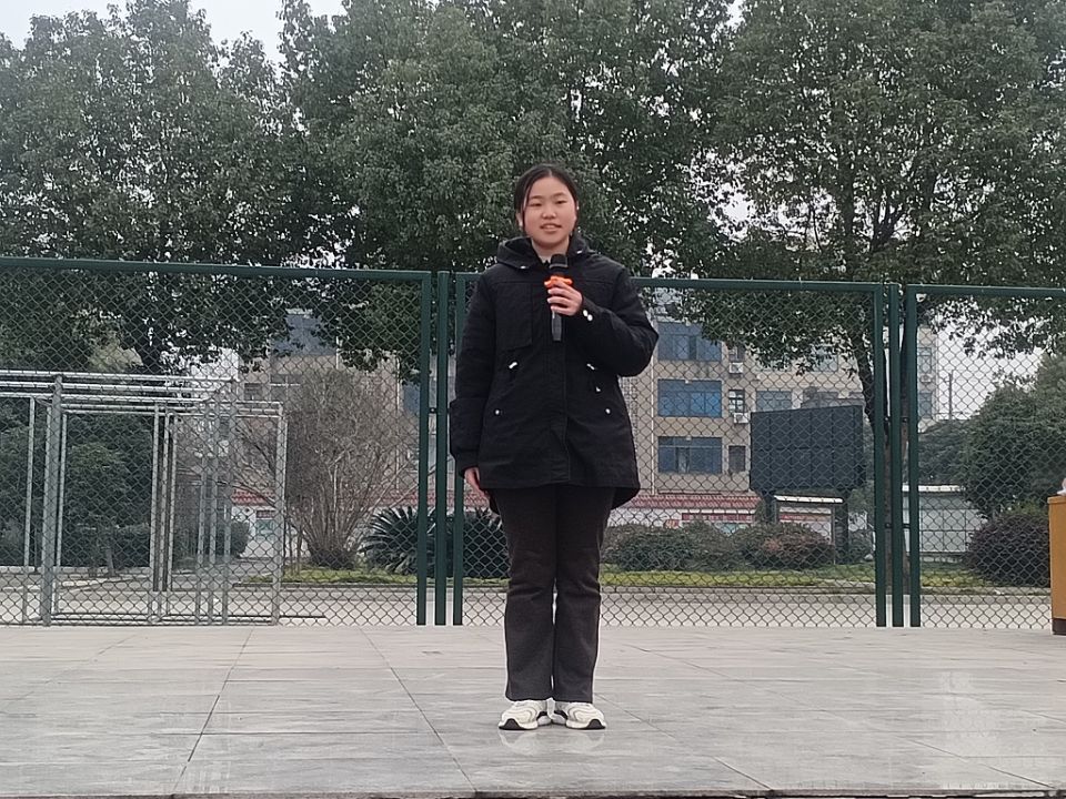谷城盛康二中：举办迎元旦主题演讲比赛，弘扬长征精神赓续红色血脉