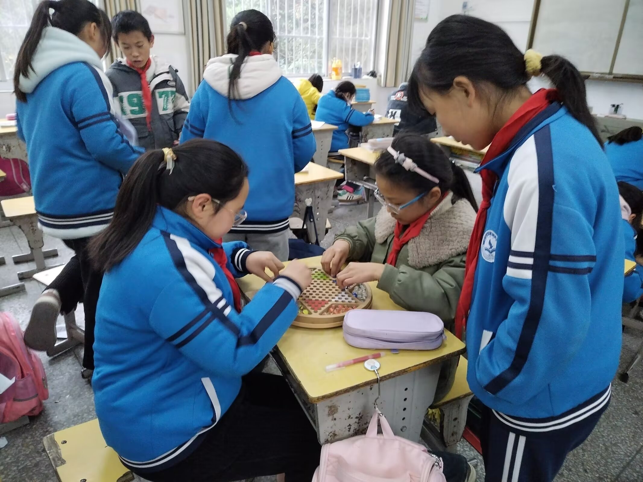 谷城县茨河镇如松小学:欢乐十分钟 成长不打烊 谷城县茨河镇如松小学:欢乐十分钟 成长不打烊