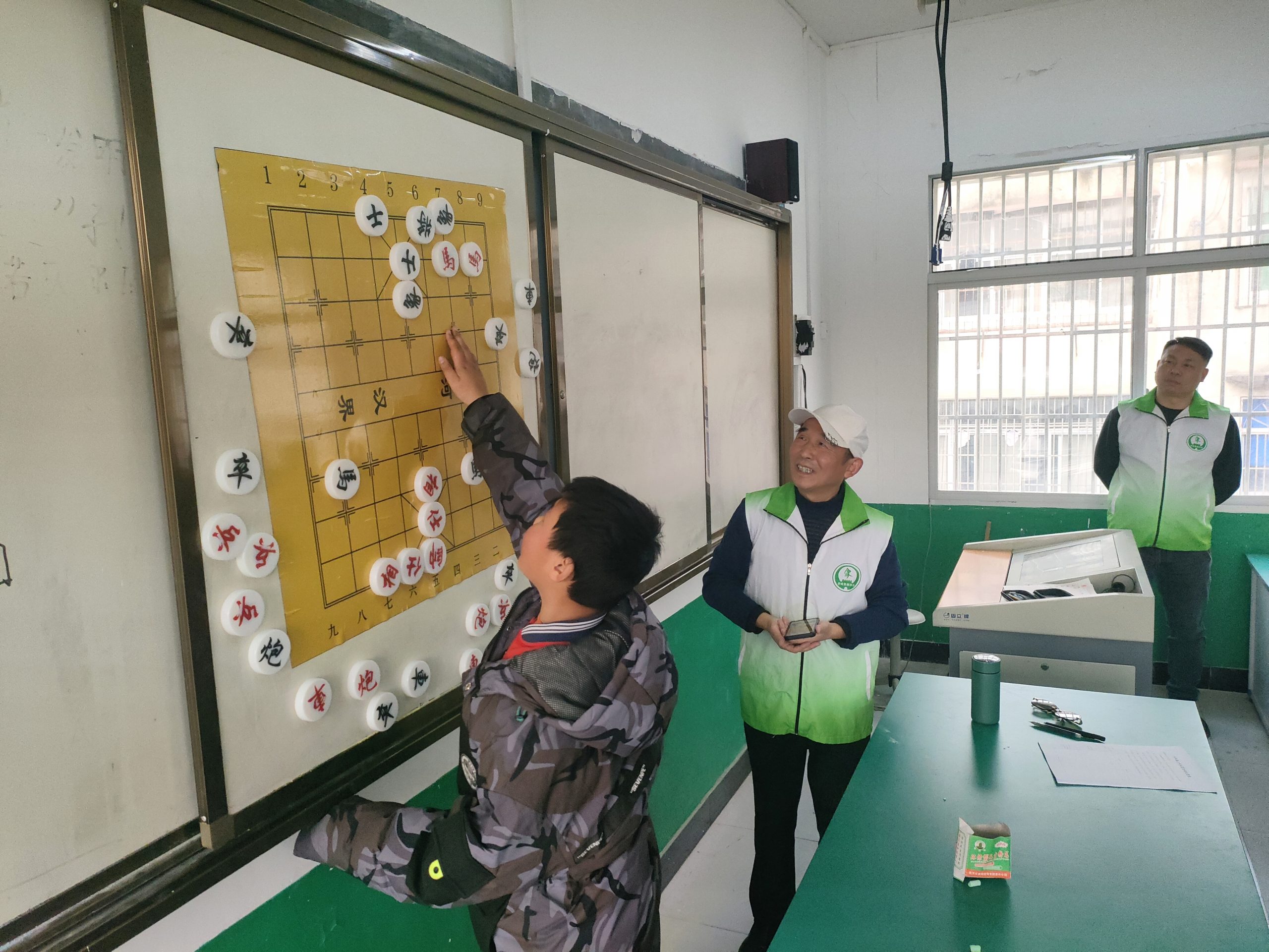 谷城县粉阳路小学教联体中华路校区：多元社团展风采 家校共育润童心