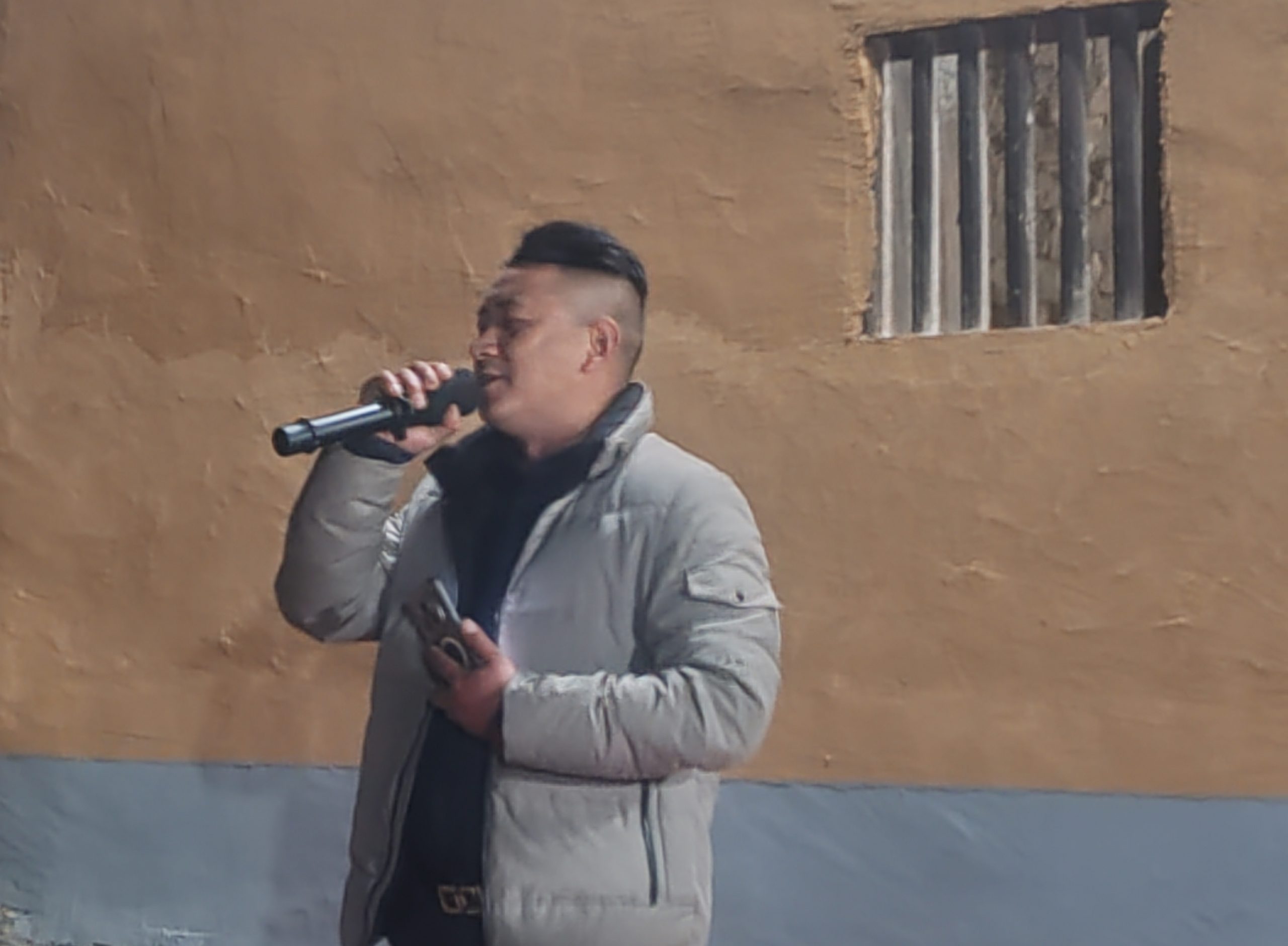 艾家湾篝红别样红