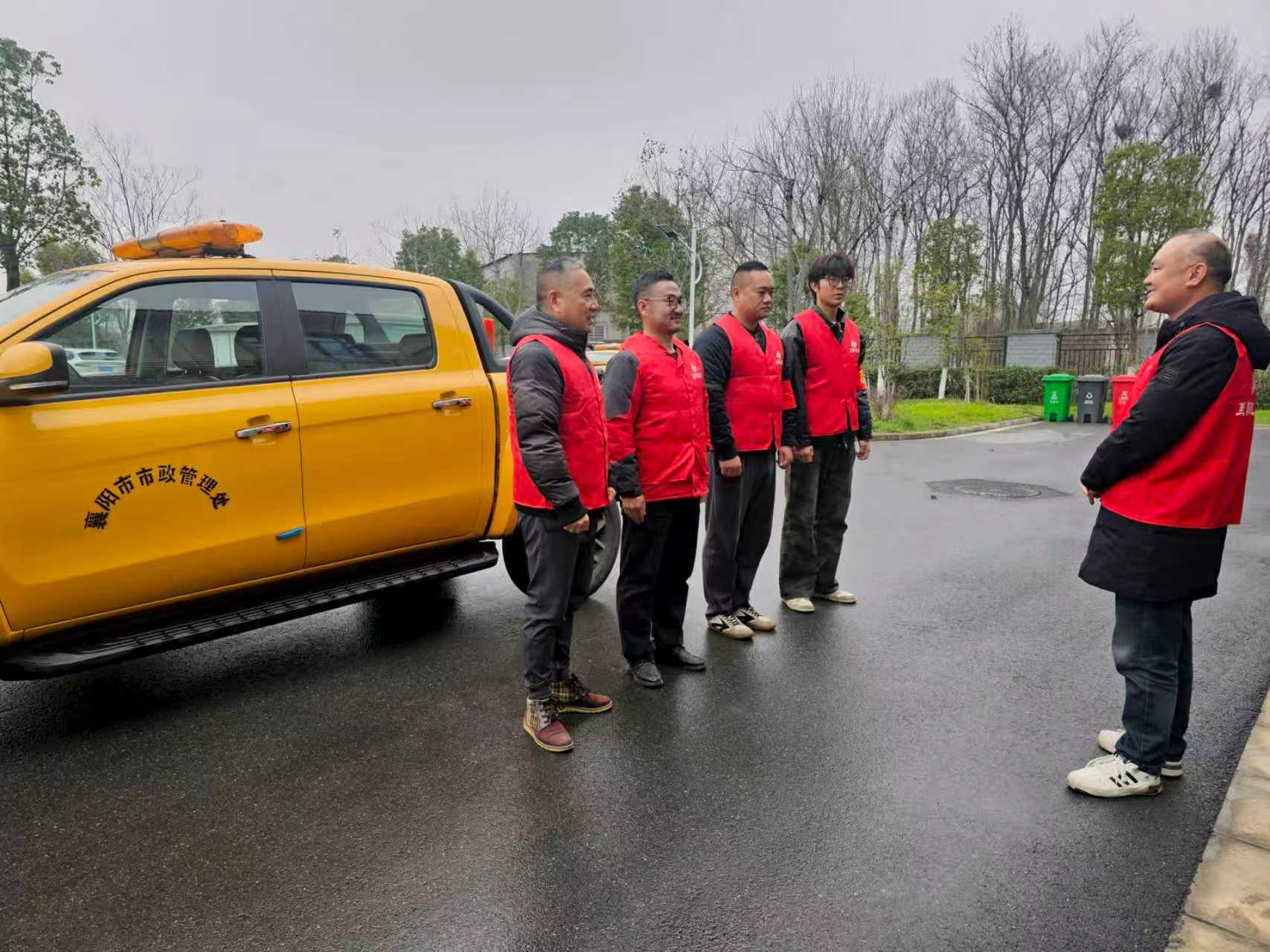 “雷锋排水志愿服务队”成立8个月服务群众3000人