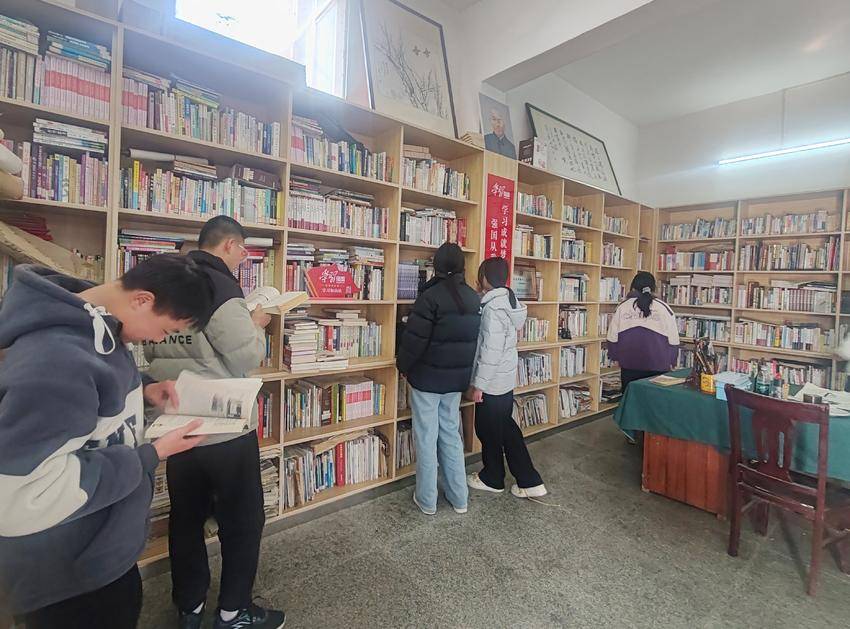 谷城阅读达人杜权成藏书章启用