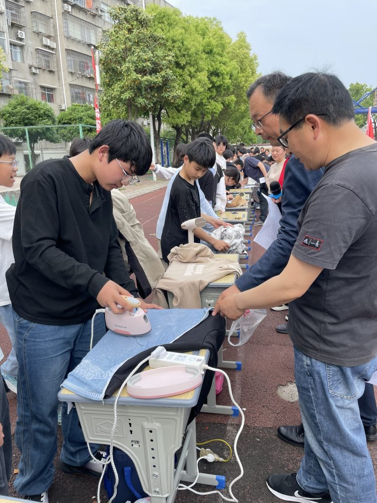 巧手展风采,劳动创未来——谷城县筑阳中学成功举办劳动技能大赛 巧手展风采,劳动创未来——谷城县筑阳中学成功举办劳动技能大赛