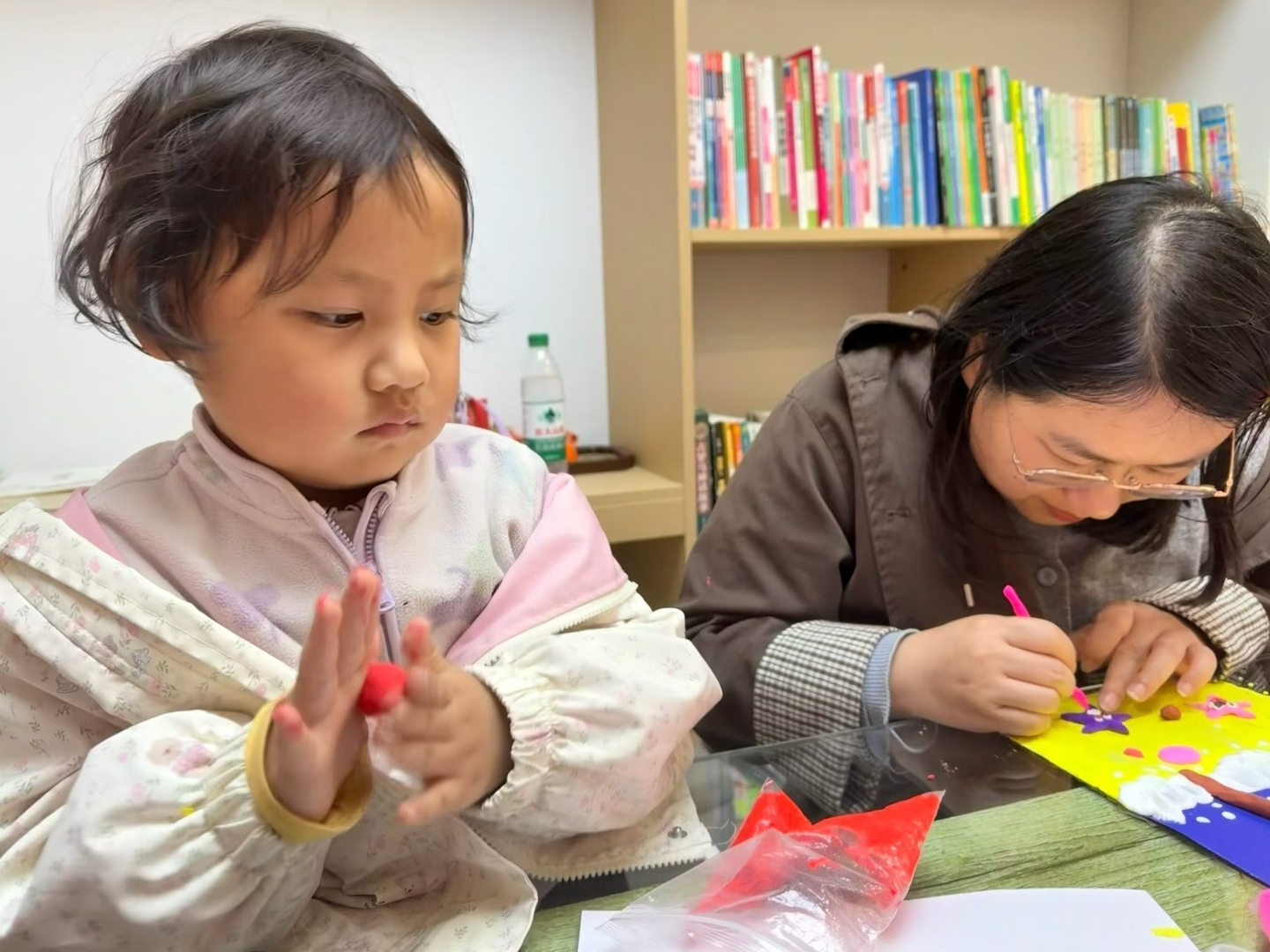 谷城县启睿书屋:绘本润童心 逐梦向大海 谷城县启睿书屋:绘本润童心 逐梦向大海