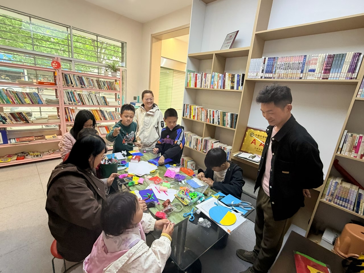 谷城县启睿书屋:绘本润童心 逐梦向大海 谷城县启睿书屋:绘本润童心 逐梦向大海